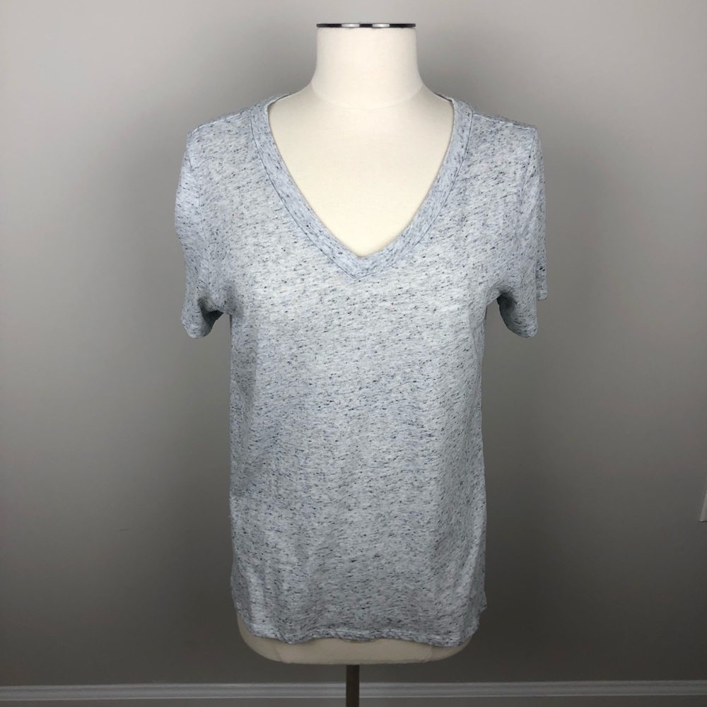 PINK V-neck T-shirt